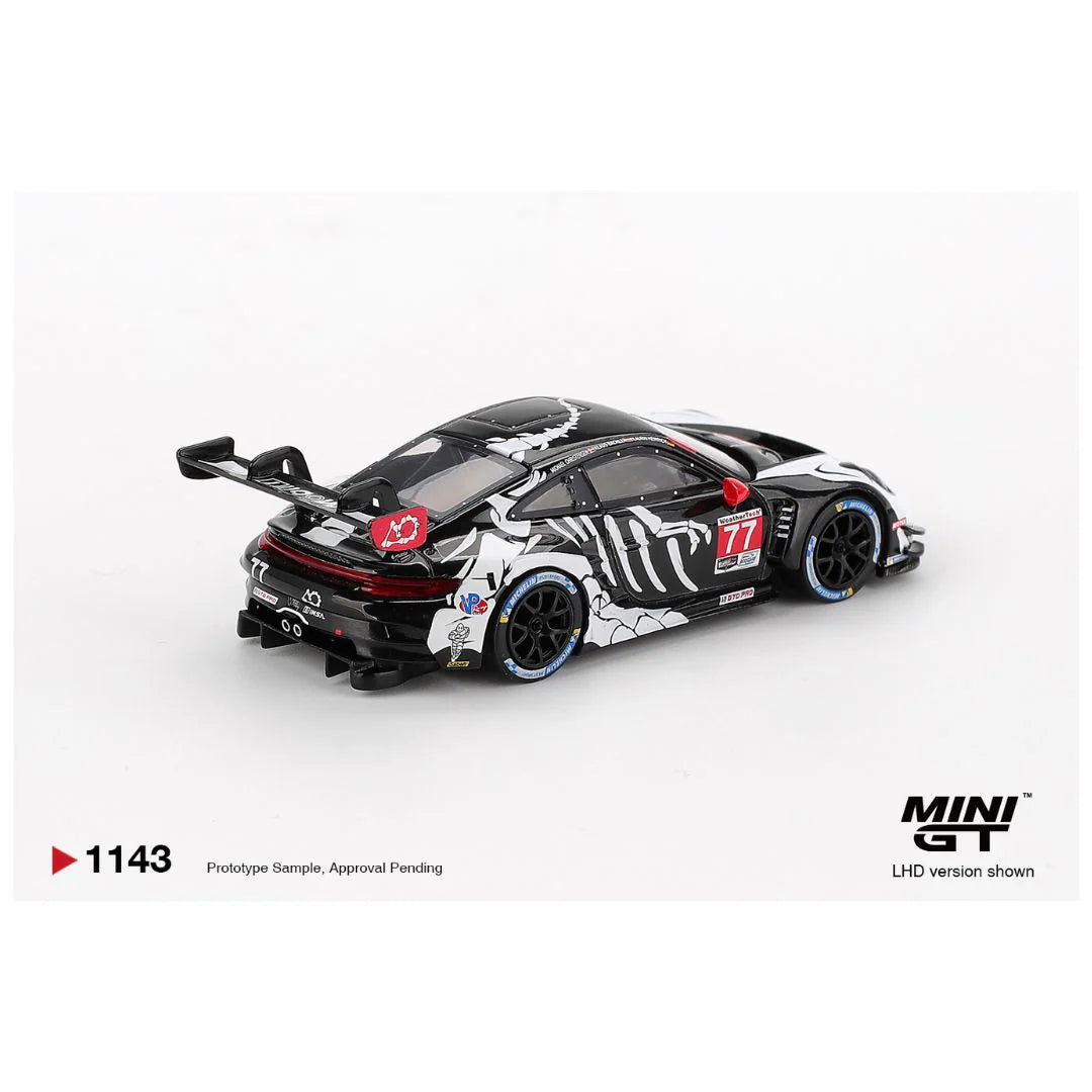 MINI GT 1143 – Porsche 911 GT3 R #77 AO Racing