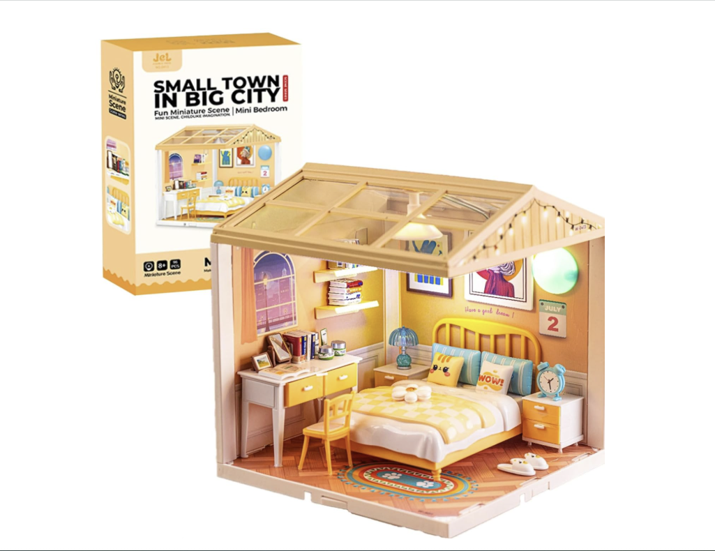 Miniature Bedroom Playset – Small Town in Big City (Mini Bedroom)