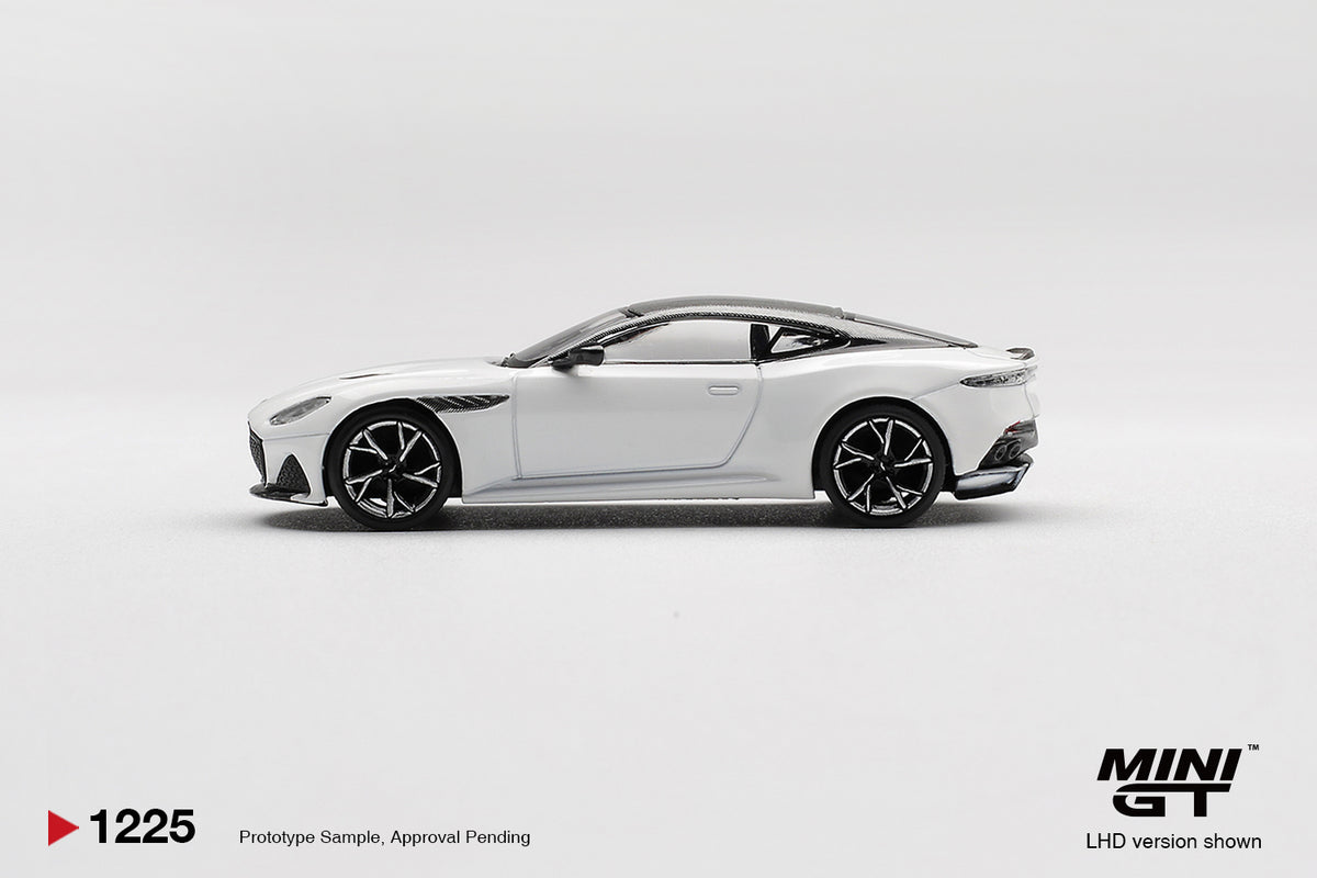 MINI GT 1225 BLISTER ASTON MARTIN DBS STRATUS WHITE