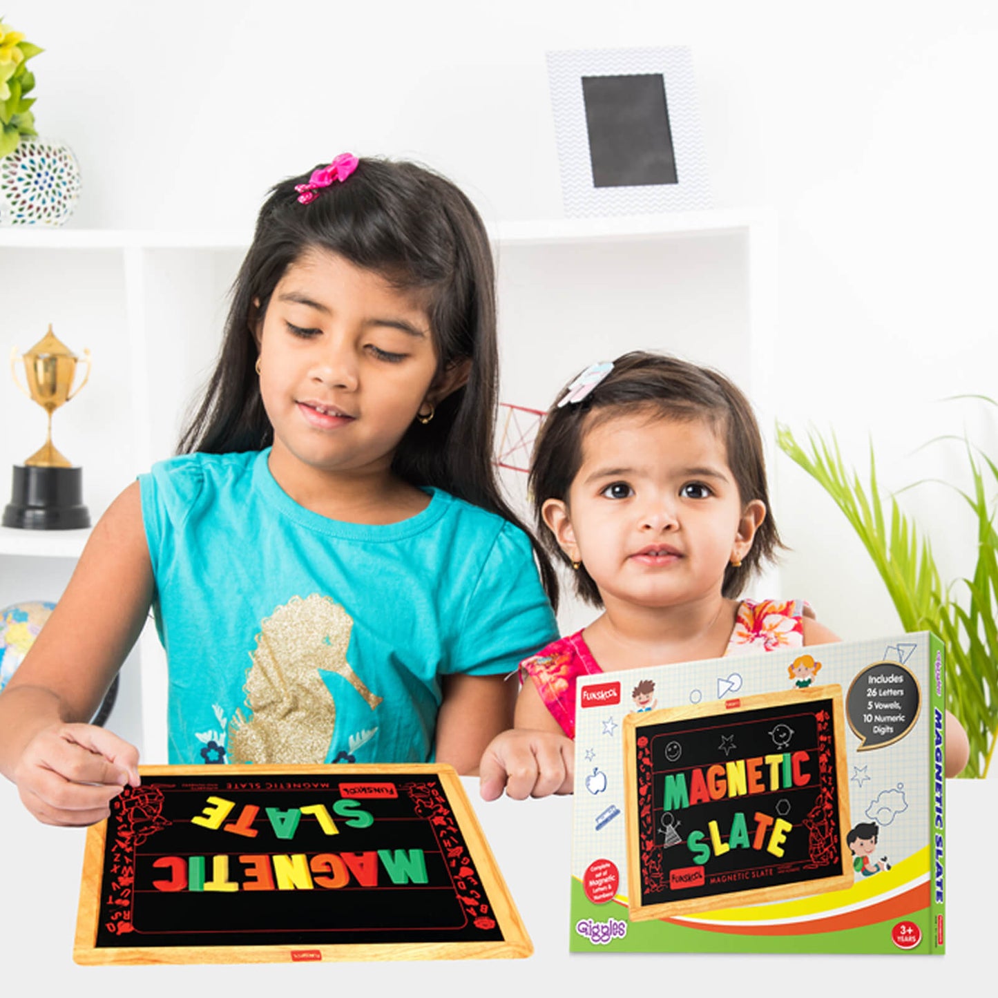 GIGGLES MAGNETIC SLATE