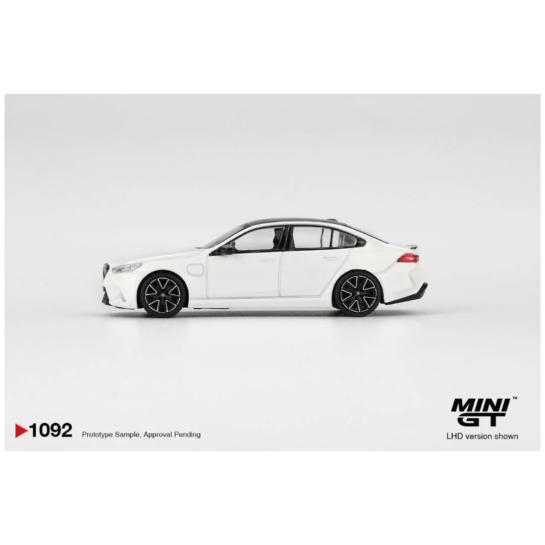 MINI GT 1192 BMW M5 Alpine White.