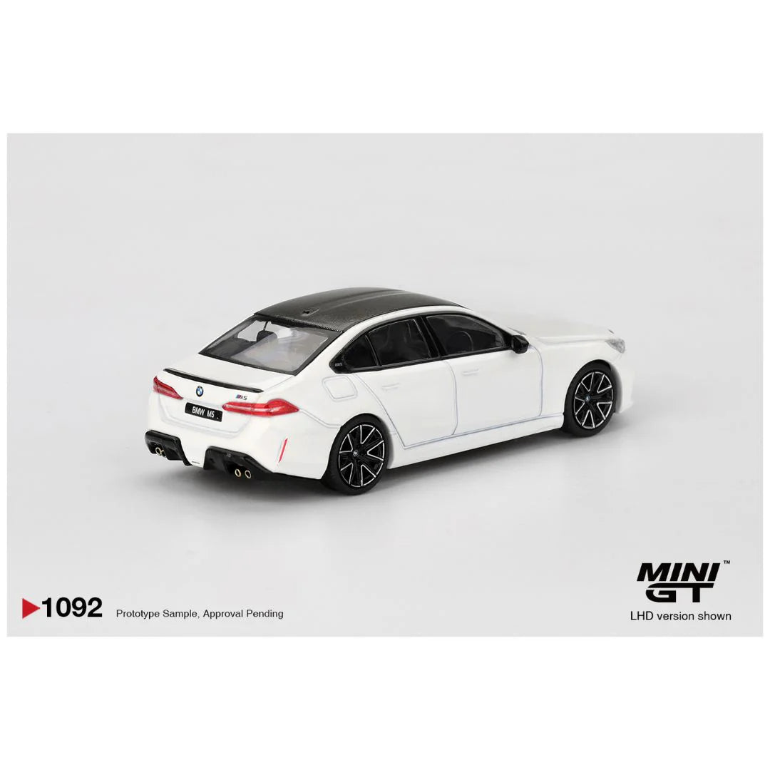 MINI GT 1192 BMW M5 Alpine White.