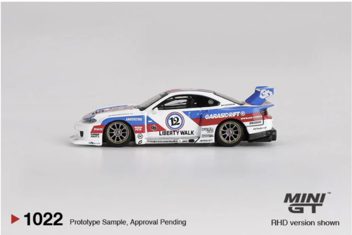 MiniGT 1022: Nissan LB-Super Silhouette S15 SILVIA GARASIDRIFT x LBWK 2025