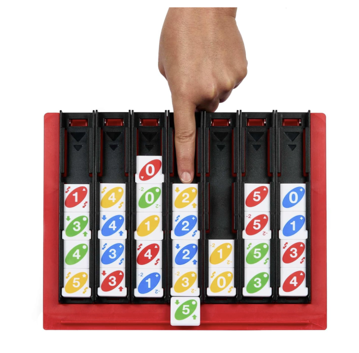 Mattel Games UNO Quatro Game.