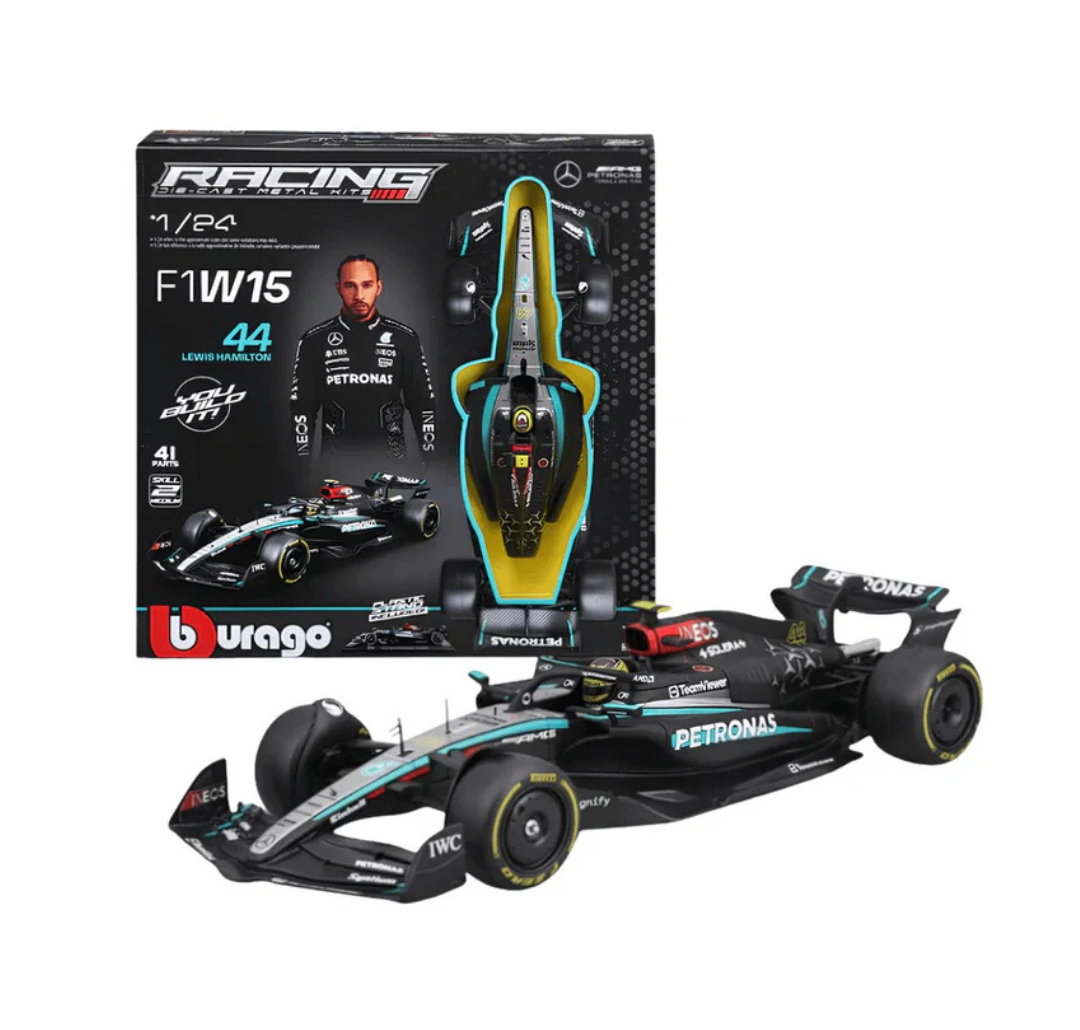 Bburago 1:24 Mercedes-AMG F1 W15 (#44 Lewis Hamilton) Model Kit.
