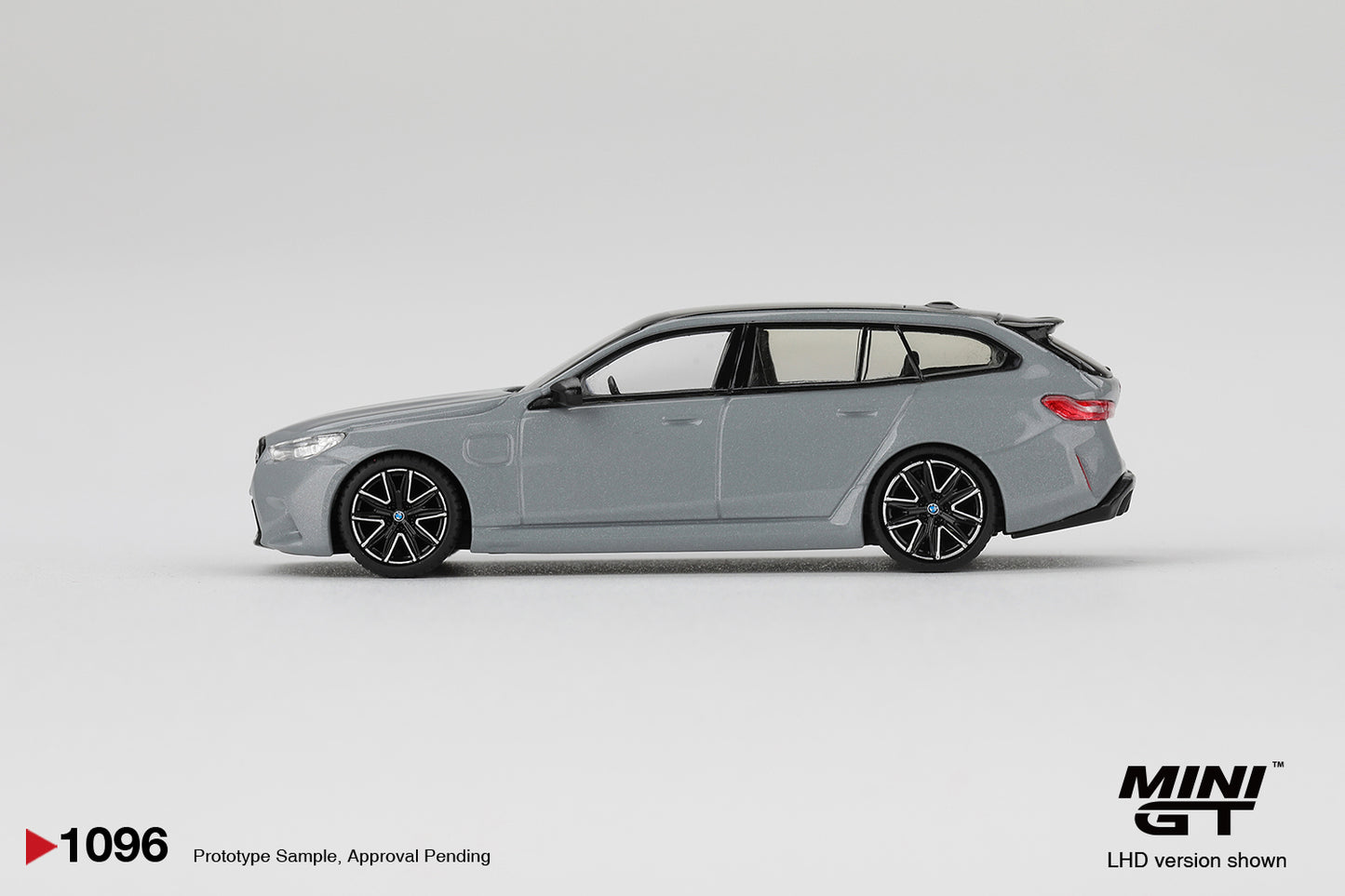 MINI GT 1096 BMW M5 TOURING BROOKLYN GREY METALLIC